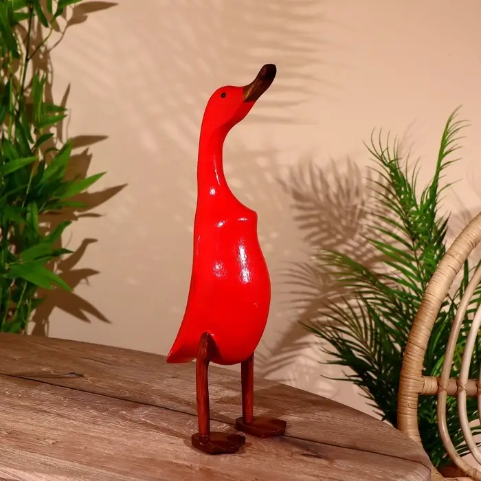 Сувенир "Утка красная" дерево 45 см