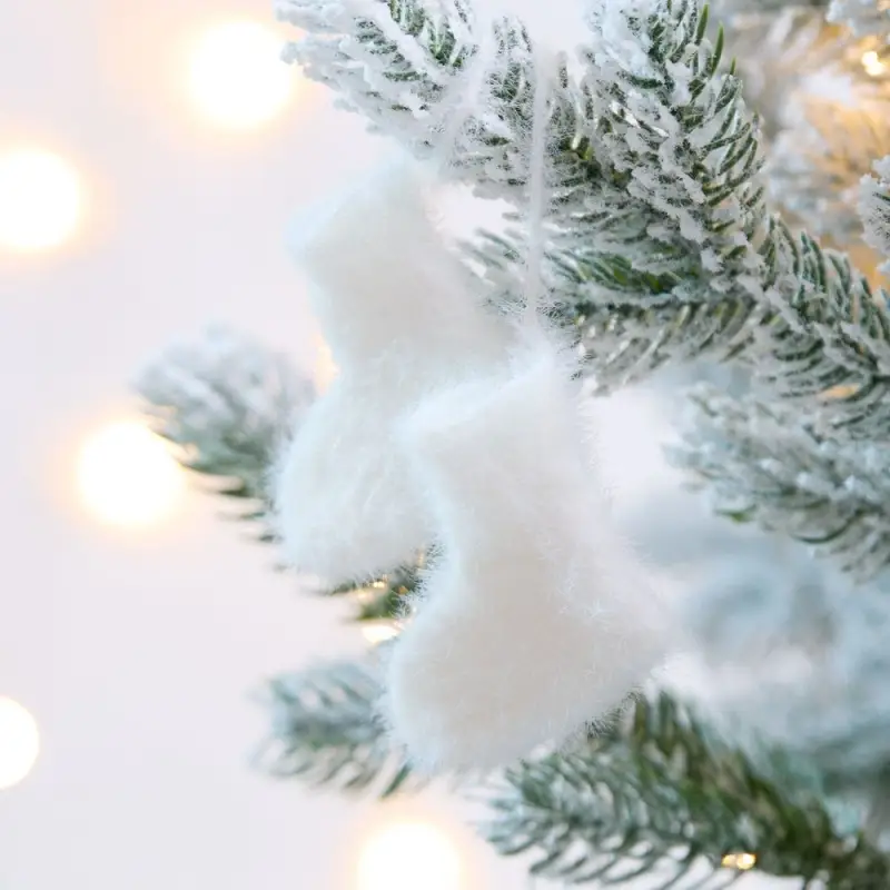 Подвеска на елку «Вьюшка», носочки, белая Подвеска на елку «Вьюшка», носочки, белая