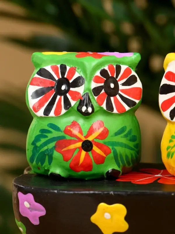 Сувенир "Пара совят" дерево 14х7х9 см, цв. жёлтый/зелёный