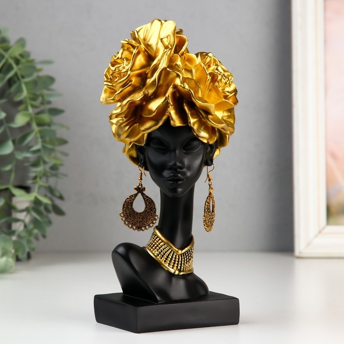 Сувенир полистоун Сувенир полистоун "Африканка с золотыми розами в волосах, с ожерельем" чёрный 24х10х11 см