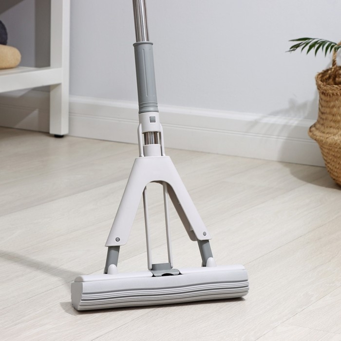 Швабра для мытья пола PVA Raccoon, со складным отжимом, насадка 28×6 см, стальная ручка с 3 секциями 130 см Швабра для мытья пола PVA Raccoon, со складным отжимом, насадка 28×6 см, стальная ручка с 3 секциями 130 см