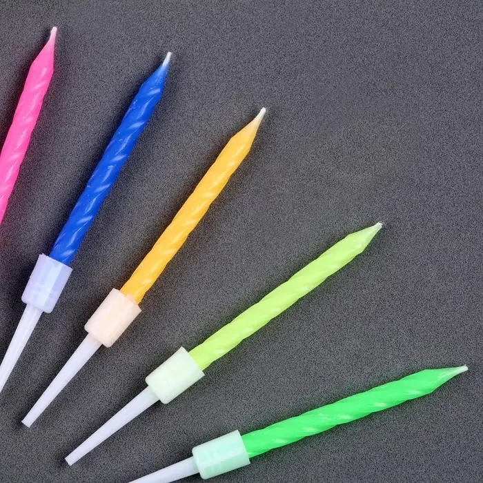 Набор для украшения торта: топпер «С днём рождения», 1 шт., 10 свечей Набор для украшения торта: топпер «С днём рождения», 1 шт., 10 свечей