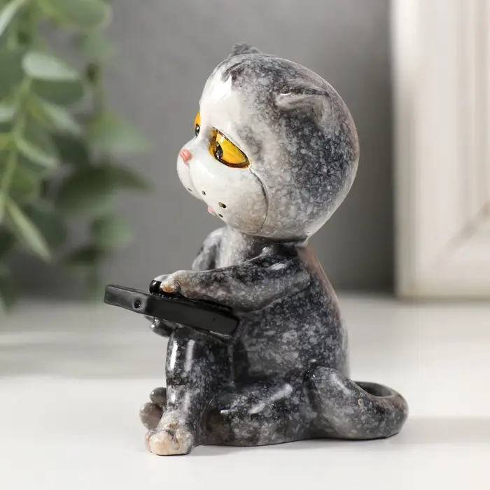 Фигурка полистоун лак &laquo;Котишка с телефоном&raquo;, 7&times;6&times;7 см
