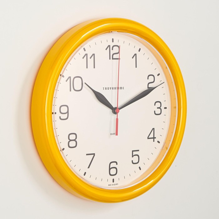 Часы настенные, серия: Классика, d=24 см, жёлтый обод