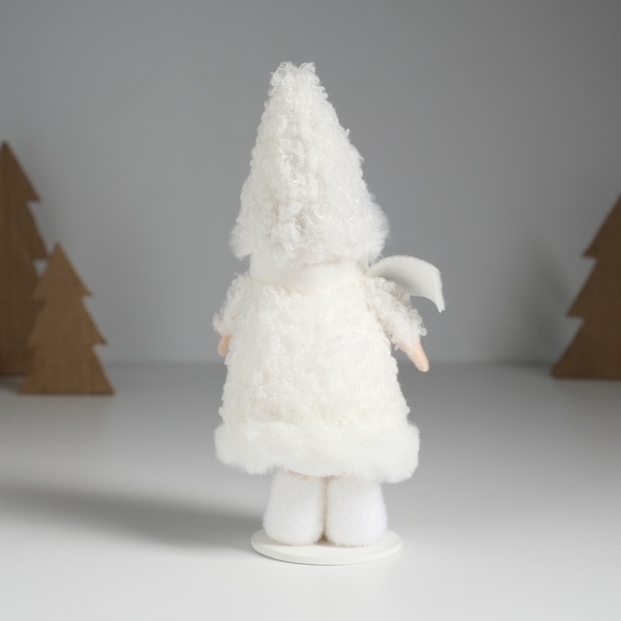 Кукла интерьерная Кукла интерьерная "Малышка в барашковой шубке" 5,6х9х16 см