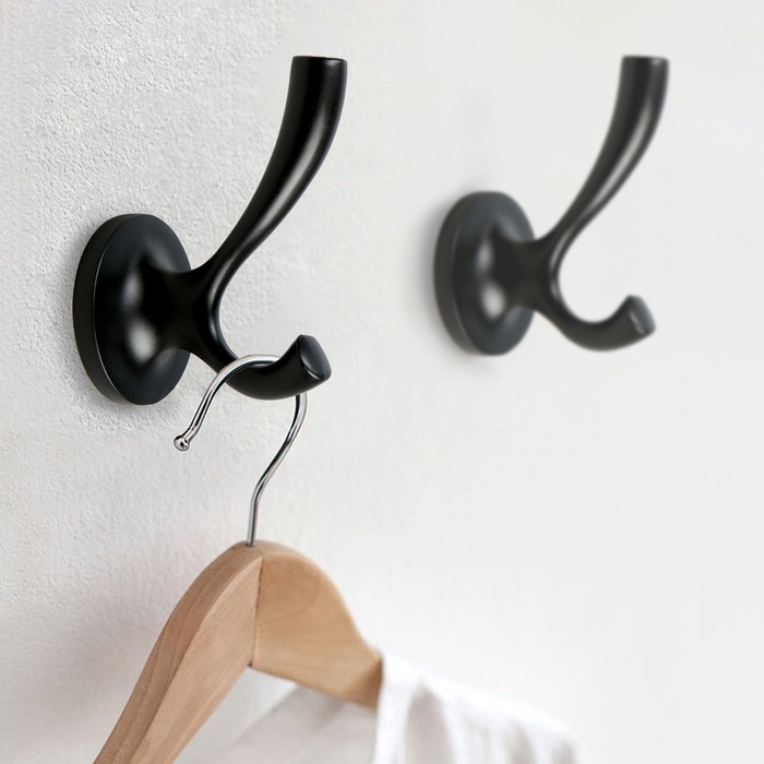 Крючок мебельный CAPPIO CONE, двухрожковый, черный Крючок мебельный CAPPIO CONE, двухрожковый, черный