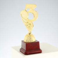 Кубок «3 место», наградная фигура, золото, подставка пластик, 16,8 × 6,2 × 6,4 см.