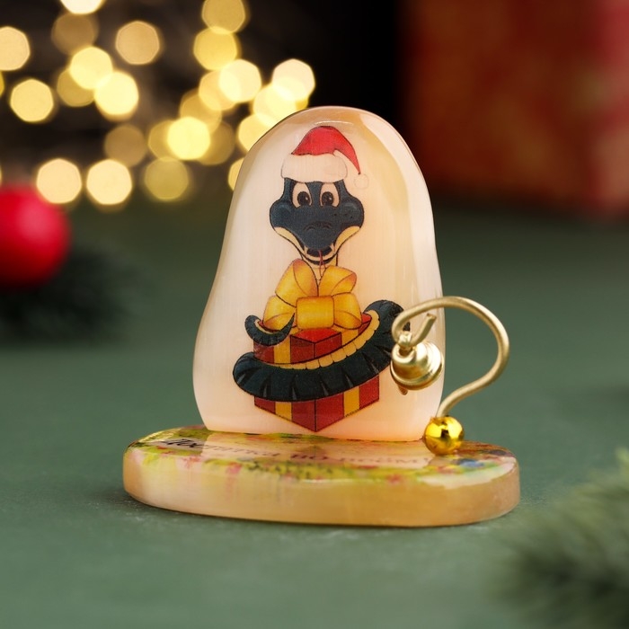 Новый год. Сувенир символ года Новый год. Сувенир символ года "Достатка во всём! 2025", с колокольчиком, селенит, 6х6х4,5 см 105837