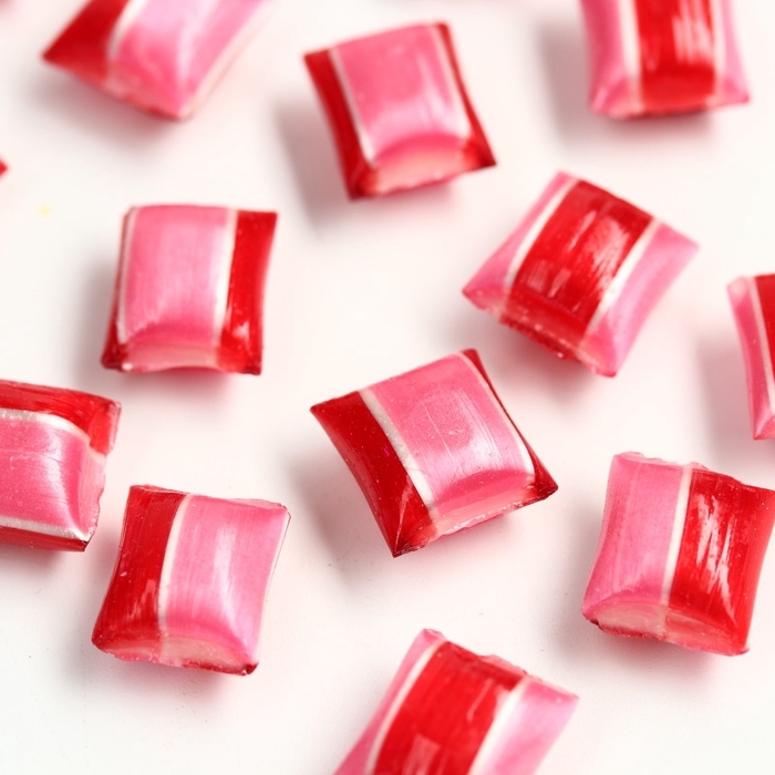 Леденцы в пакете с европодвесом &laquo;Мур-мур-мур&raquo; вкус малина 30 г