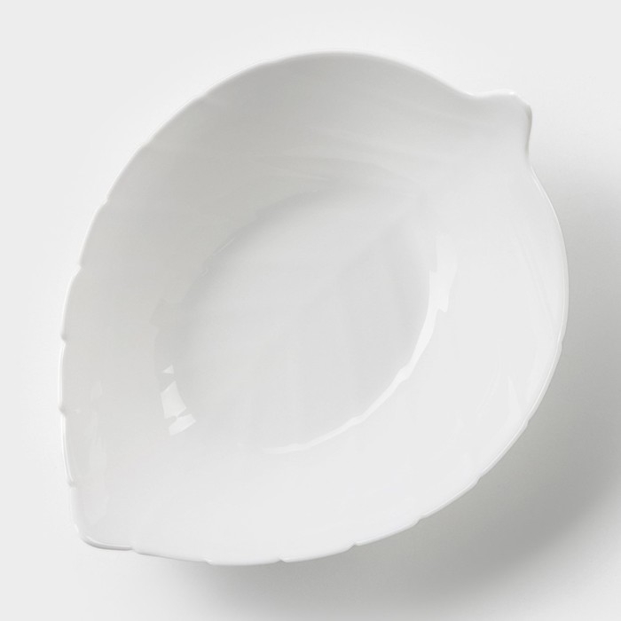 Салатник Avvir «Лист», 700 мл, 22×17×8 см, стеклокерамика Салатник Avvir «Лист», 700 мл, 22×17×8 см, стеклокерамика