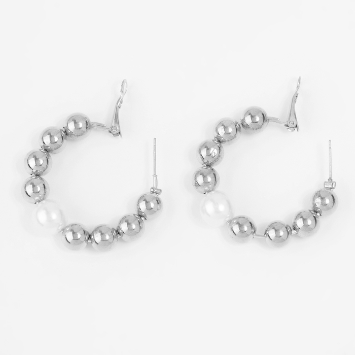 Серьги-кольца «Окружение» грозди, цвет серебро, d=5,7 Серьги-кольца «Окружение» грозди, цвет серебро, d=5,7