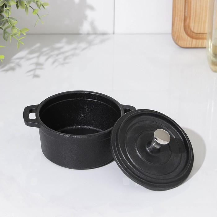 Кастрюля чугунная Volcano, 13×10×6 см, для подачи, цвет чёрный Кастрюля чугунная Volcano, 13×10×6 см, для подачи, цвет чёрный