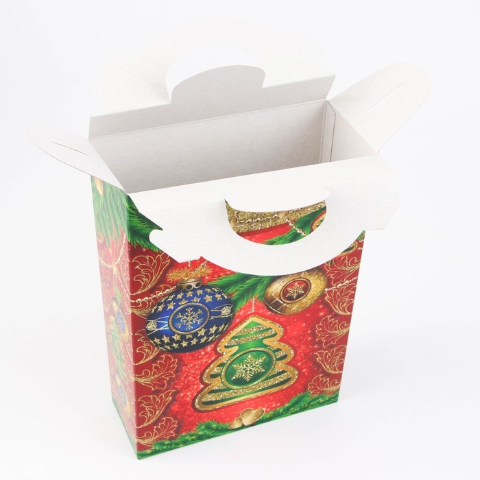 Новый год. Коробка подарочная новогодняя Ларец Часы 17,5 х 31 х 7 см. Новый год. Коробка подарочная новогодняя Ларец Часы 17,5 х 31 х 7 см.