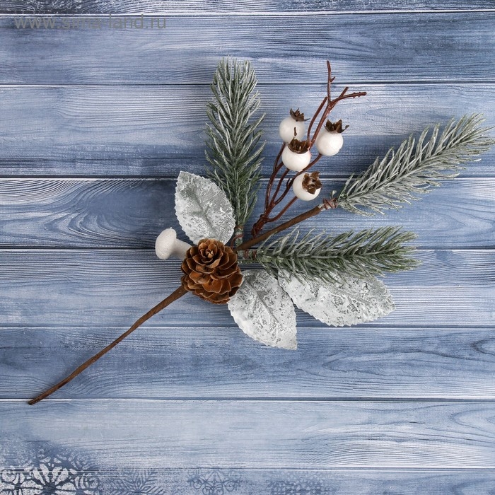 Декор  Декор "Зимняя магия" ягоды шишка хвоя, 27 см