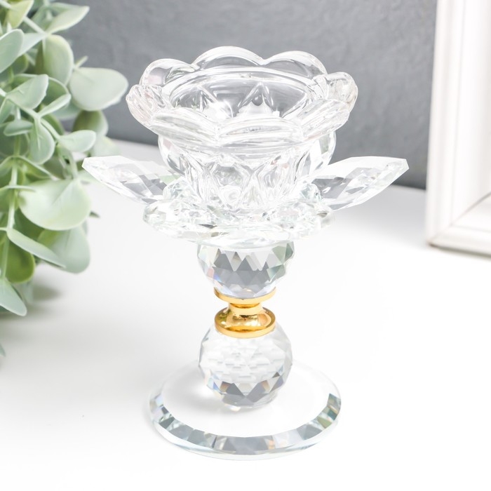 Подсвечник стекло на1 свечу Подсвечник стекло на1 свечу "Цветок" на шариках с золотом d=2 и 4,5 см 10х10х10,5 см