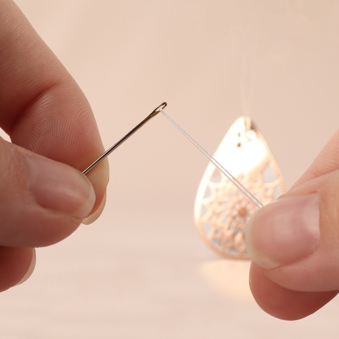 Нитковдеватель ажурный 6*2,8см бронзовый ТР Нитковдеватель ажурный 6*2,8см бронзовый ТР