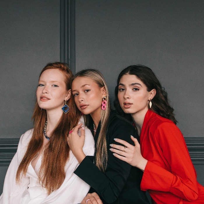 Серьги пластик «Цепь» дива, цвет ярко-розовый в золоте Серьги пластик «Цепь» дива, цвет ярко-розовый в золоте