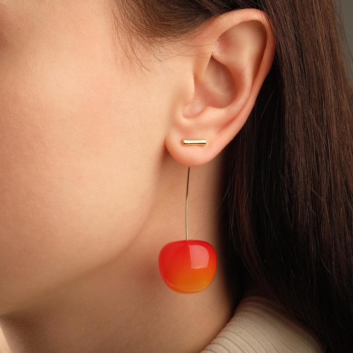 Серьги пластик «Ягодка» вишня, цвет красный в золоте Серьги пластик «Ягодка» вишня, цвет красный в золоте