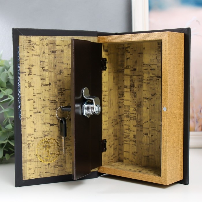 Сейф-книга дерево кожзам "Нет сигнала" 21х13х5 см