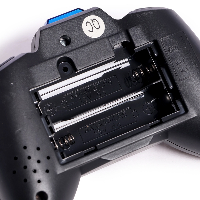 Машина радиоуправляемая «МЕГА перевертыш», световые и звуковые эффекты, цвет синий Машина радиоуправляемая «МЕГА перевертыш», световые и звуковые эффекты, цвет синий