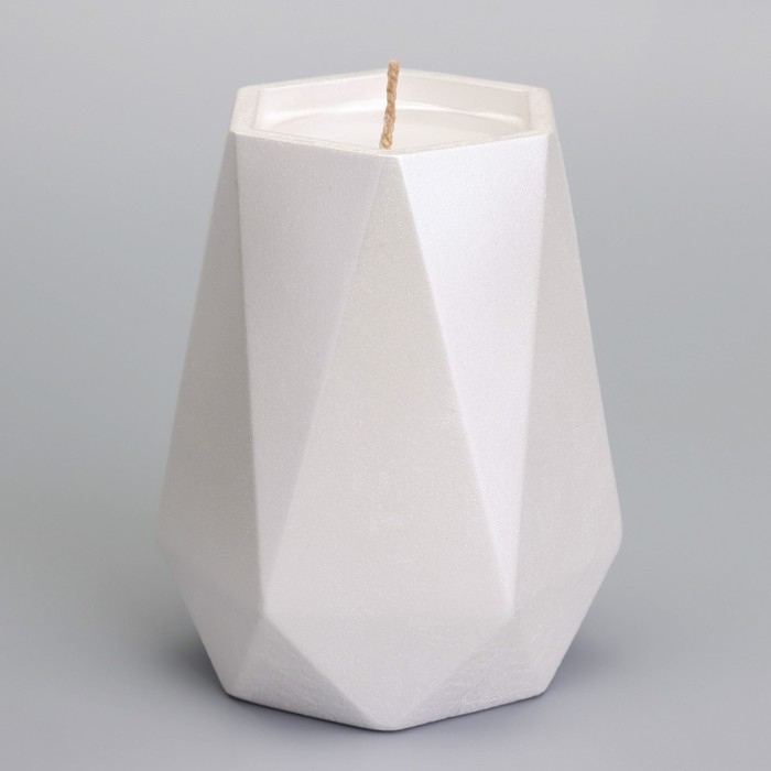 Свеча  Свеча "Ваза. Мрамор" в подсвечнике из гипса с гранями,7х10см,белый перламутр