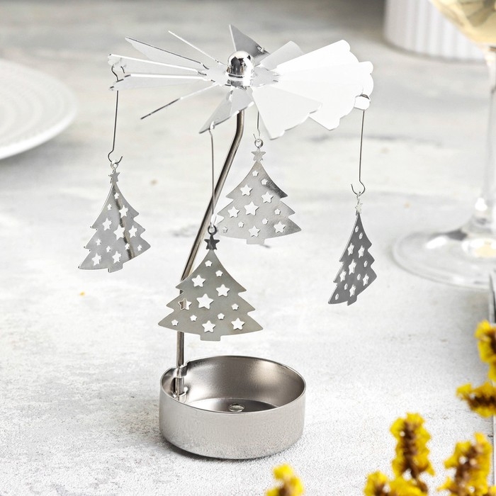 Свеча вращающаяся Свеча вращающаяся "Карусель с ёлками", серебрянная, металл