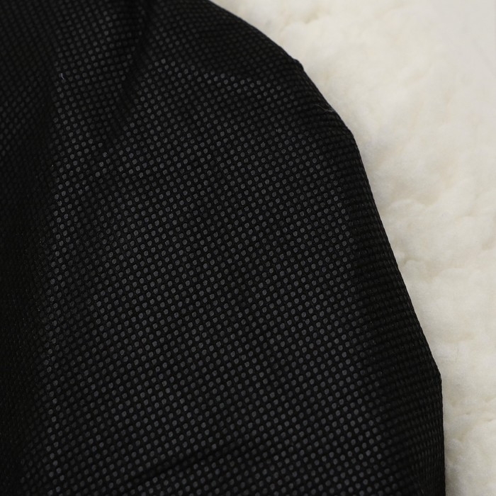 Лежанка для собак и кошек  Лежанка для собак и кошек "Уют", мягкий мех, 50 х 42 х 11 см, молочная