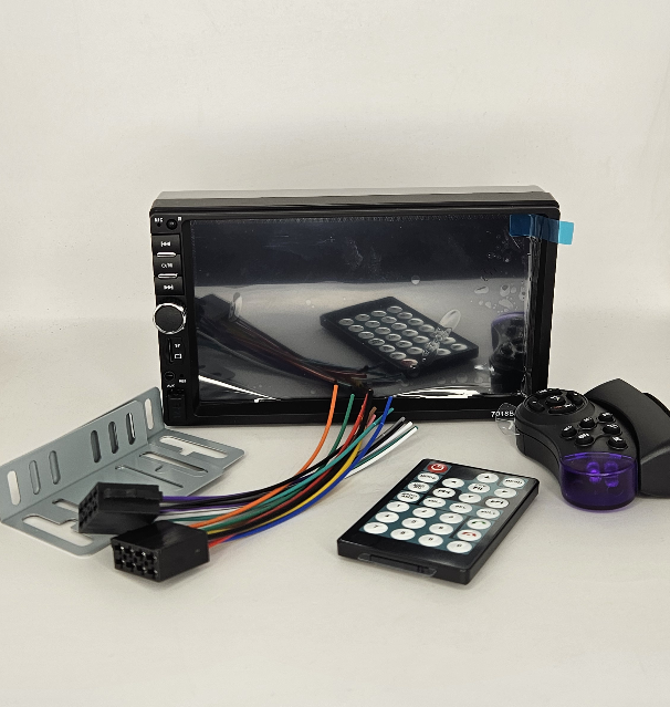 Универсальная магнитола 7018В Универсальная магнитола 7018В