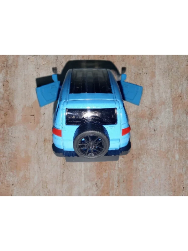 Машинка инерционная модель детская 1:39