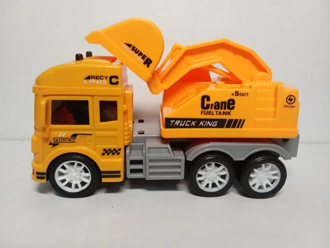 Машина экскаватор