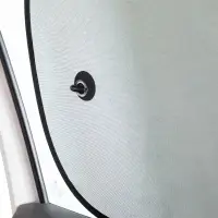 Шторки солнцезащитные 65*38см на боковые стекла, компл. 2 шт Шторки солнцезащитные 65*38см на боковые стекла, компл. 2 шт