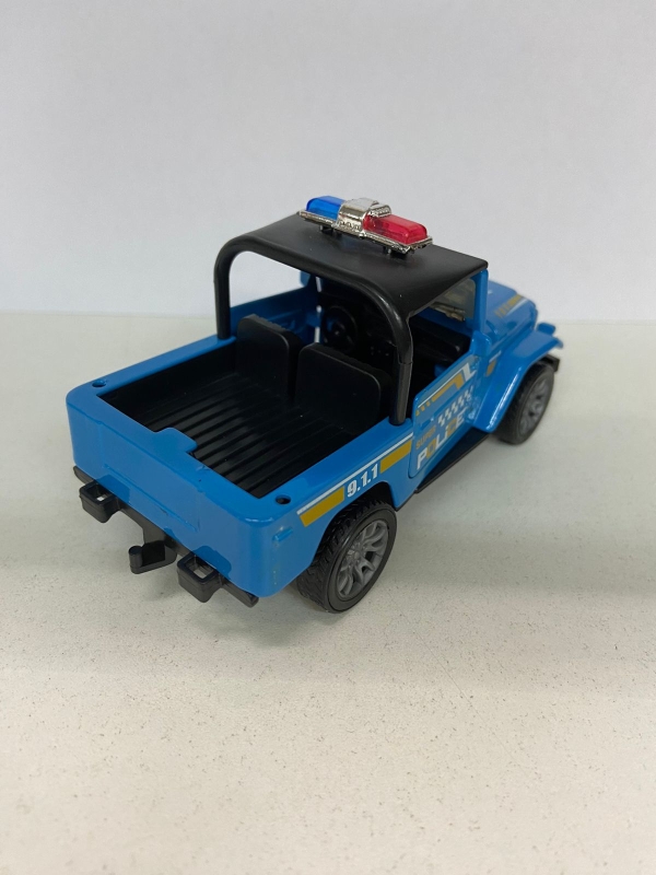 Масштабная модель джипа машины детской