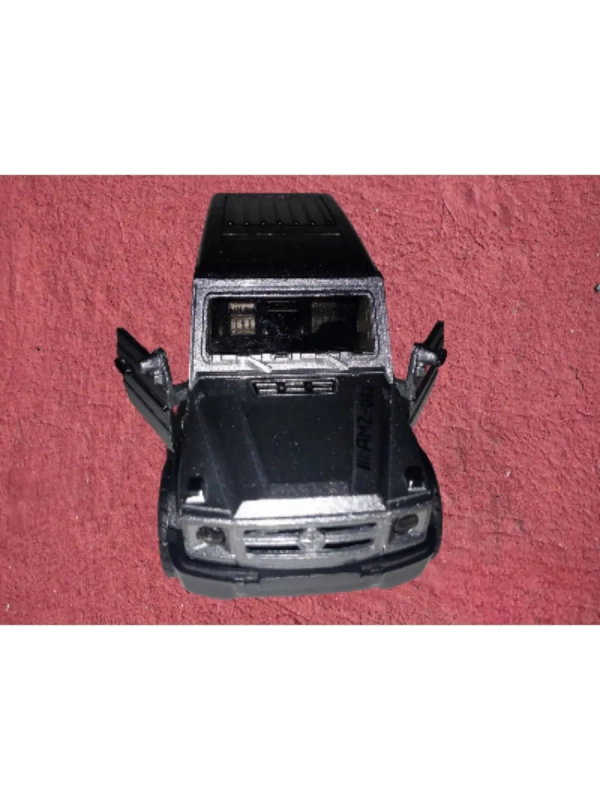 Машинка инерционная модель детская 1:39