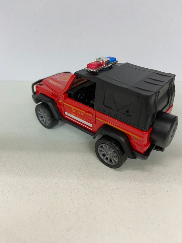 Масштабная модель джипа машины детской