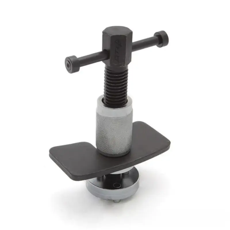 Приспособление для утапливания поршней тормозного цилиндра