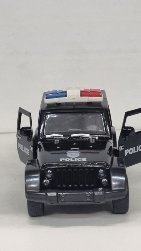 Модель машины джип для детей