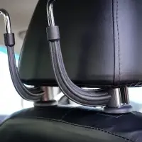 Вешалка автомобильная для одежды, на подголовник