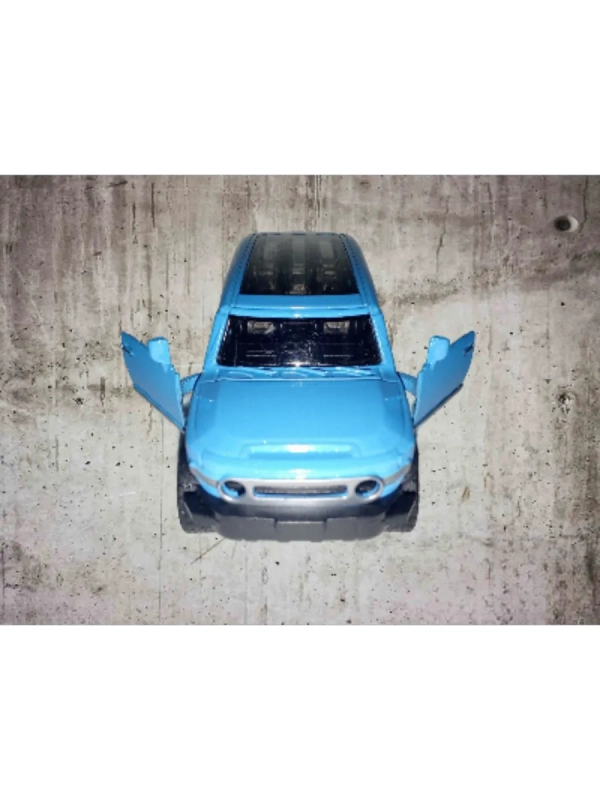 Машинка инерционная модель детская 1:39