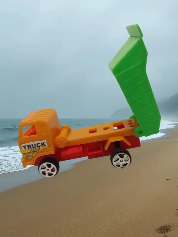 Инерционный самосвал юный строитель