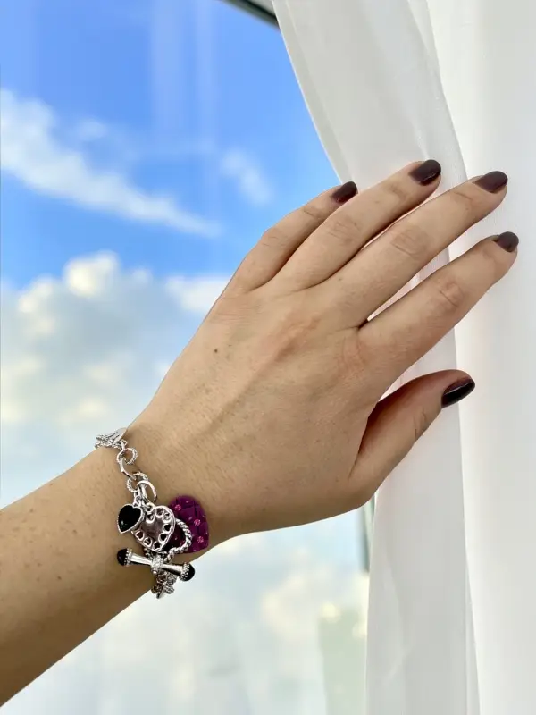 Браслет "Первая любовь" розовая, черная эмаль