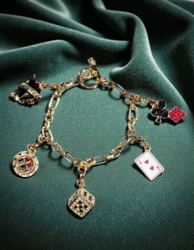 Браслет "Азартные игры" со съемными подвесками эмаль кристалы