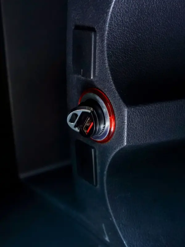 Адаптер автомобильный компактный Type-C PD + QC 3.0 65Вт, 12/24В