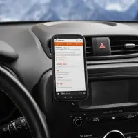 Держатель для телефона автомобильный на торпедо магнитный прямоугольный на двухстороннем скотче