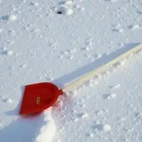 Лопата деревянный черенок детская