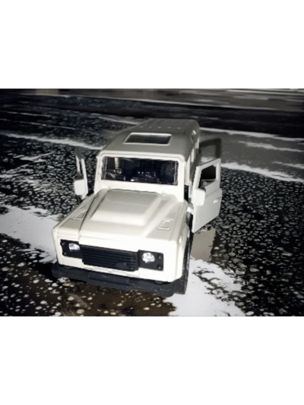 Модель автомобиля Джип масштабная