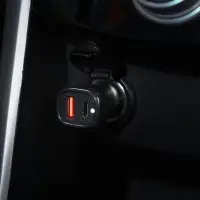 Адаптер автомобильный Type-C PD + QC 3.0 36Вт, 12/24В Адаптер автомобильный Type-C PD + QC 3.0 36Вт, 12/24В