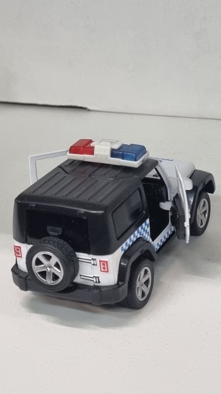 Модель машины джип для детей