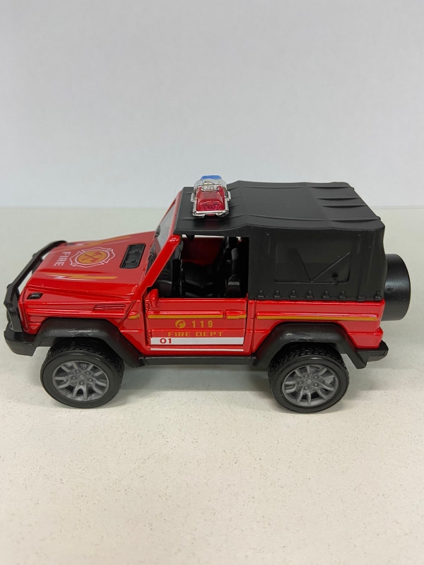 Масштабная модель джипа машины детской