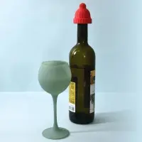 Пробка для бутылки Шапка с помпоном (ассортимент)