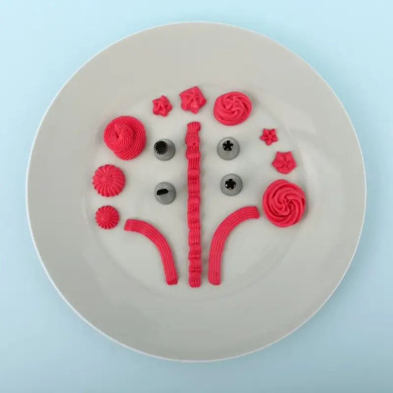 Насадки кондитерские с ершиком 6 предметов Насадки кондитерские с ершиком 6 предметов